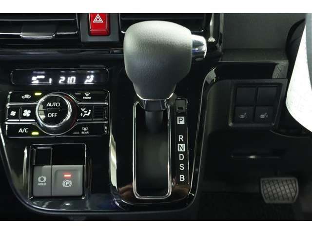 DAIHATSU TANTO CUSTOM 2024 Image 31