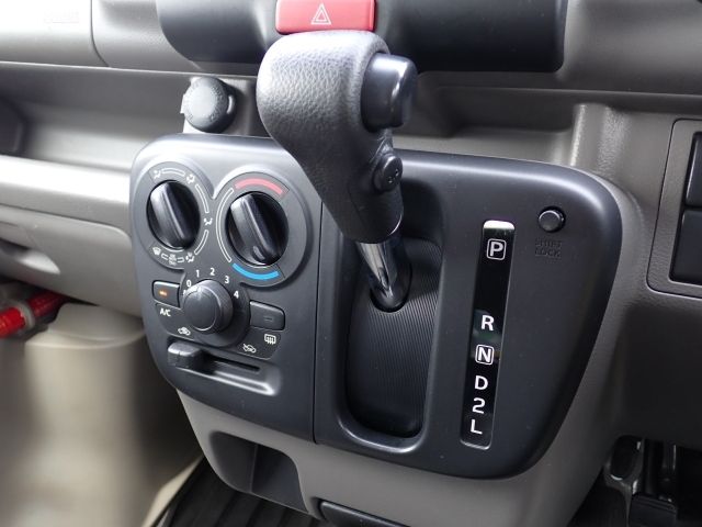 SUZUKI EVERY VAN 2018 Image 31