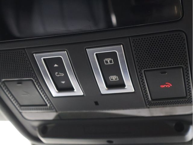 ROVER RANGE  EV 2025 Image 31