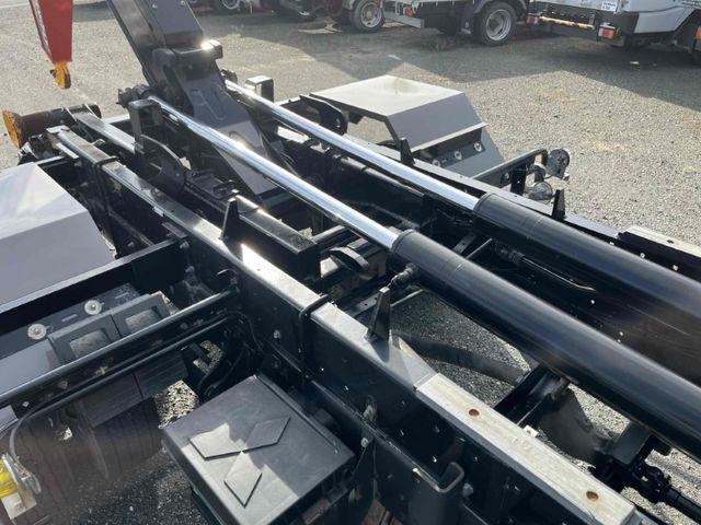 MITSUBISHI FUSOU FIGHTER 2016 Image 31