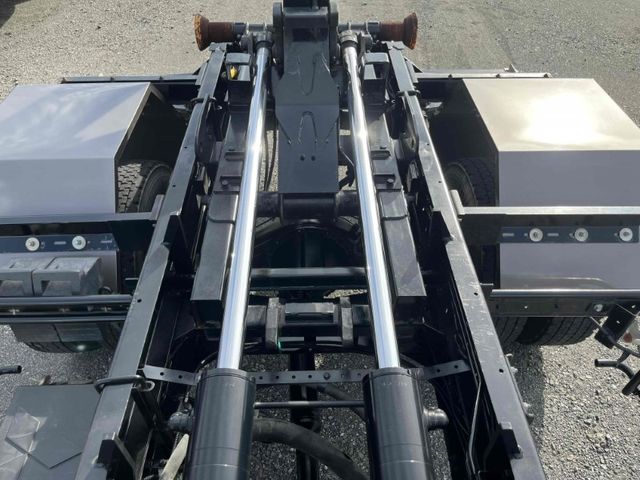 MITSUBISHI FUSOU FIGHTER 2016 Image 31