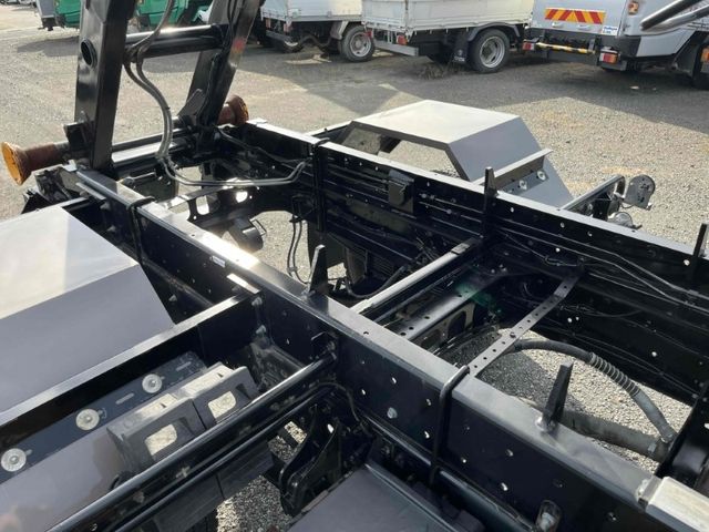 MITSUBISHI FUSOU FIGHTER 2016 Image 31