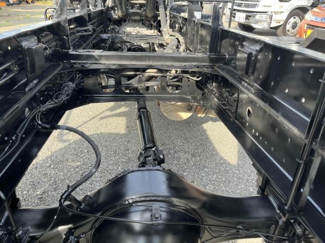 MITSUBISHI FUSOU FIGHTER 2016 Image 31