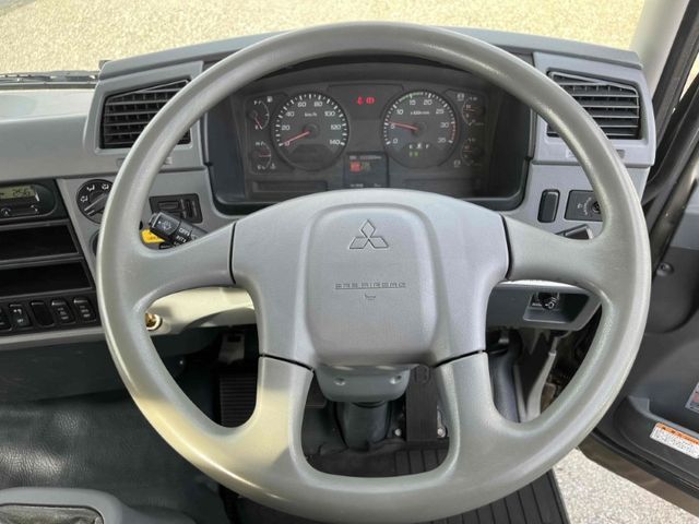 MITSUBISHI FUSOU FIGHTER 2016 Image 31