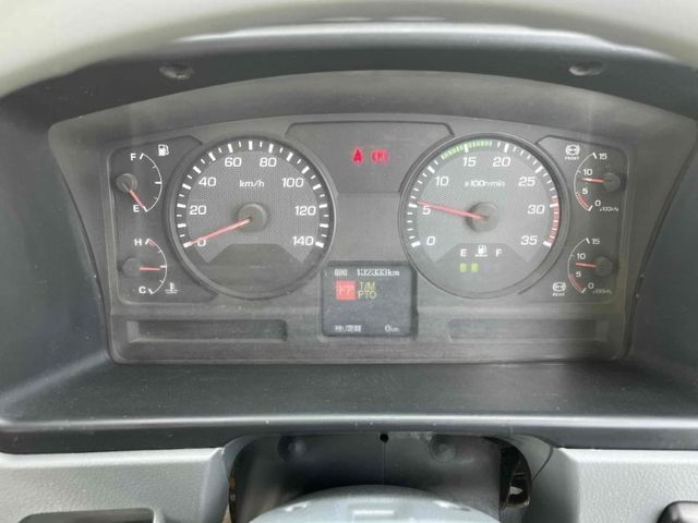 MITSUBISHI FUSOU FIGHTER 2016 Image 31