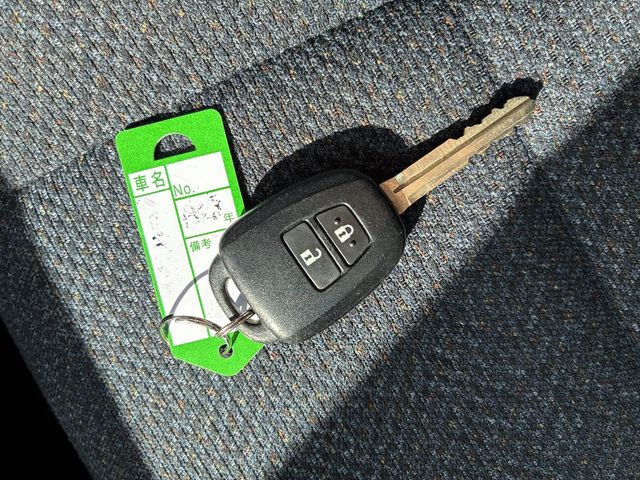 TOYOTA SIENTA 4WD 2016 Image 31