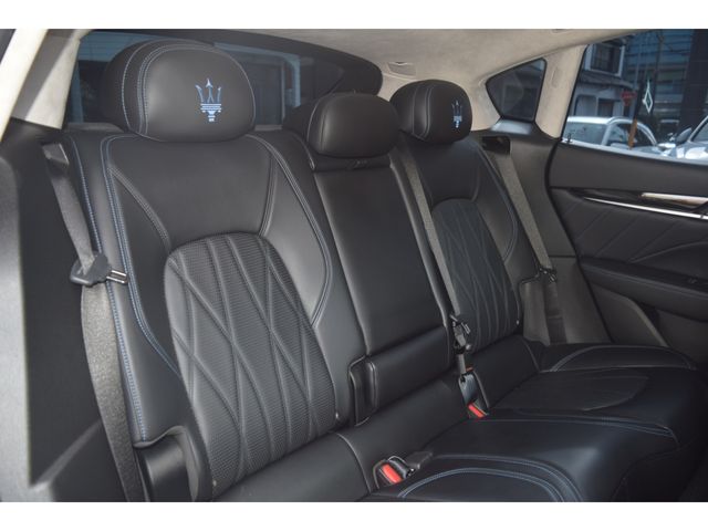 MASERATI LEVANTE 2022 Image 31