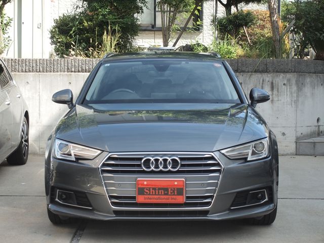 AUDI A4 AVANT 2018 Image 31