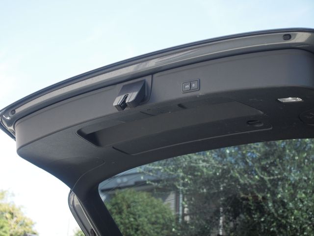 AUDI A4 AVANT 2018 Image 31