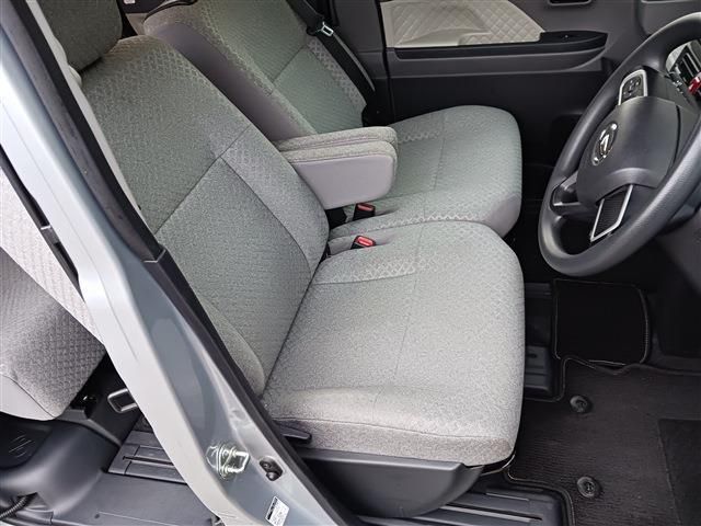 DAIHATSU TANTO 2020 Image 31