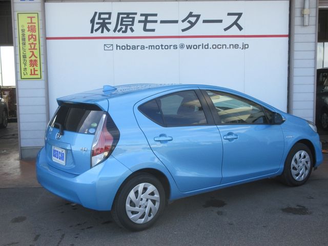 TOYOTA AQUA 2017 Image 31