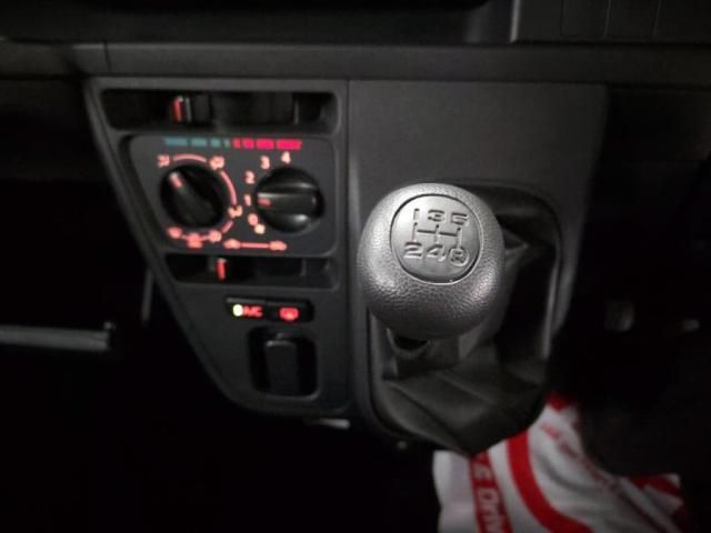 DAIHATSU HIJET CARGO 2020 Image 31