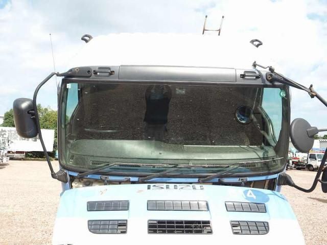 ISUZU GIGA 2013 Image 31
