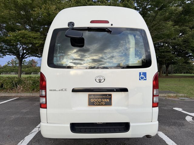 TOYOTA HIACE VAN 4WD 2011 Image 31