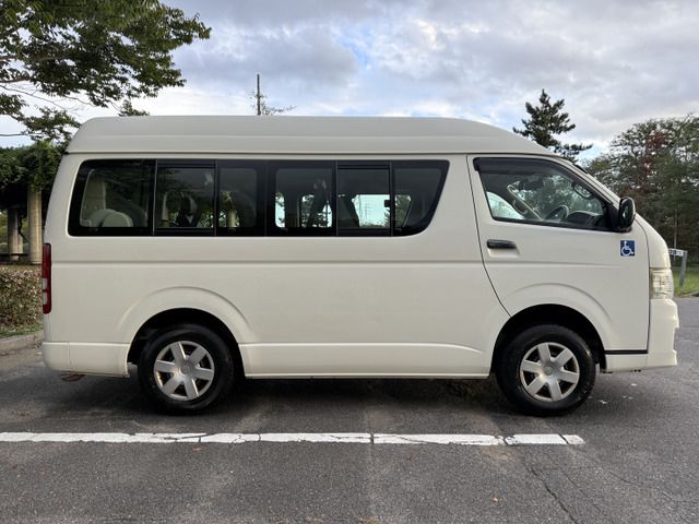 TOYOTA HIACE VAN 4WD 2011 Image 31