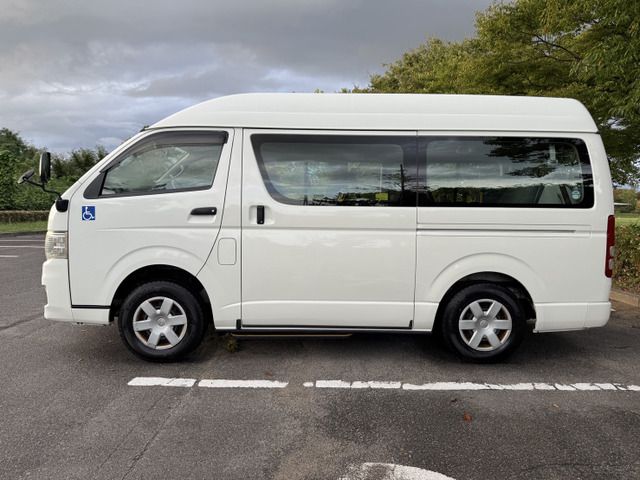 TOYOTA HIACE VAN 4WD 2011 Image 31