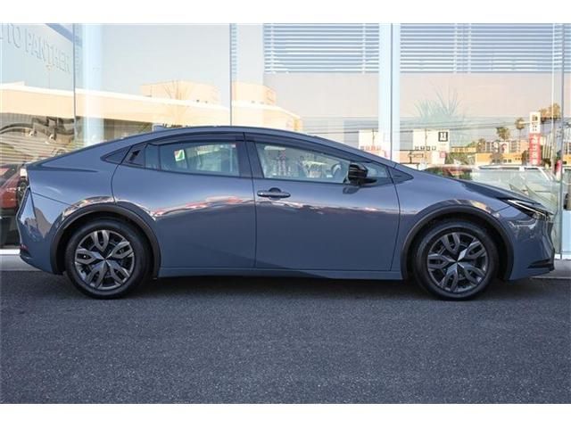 TOYOTA PRIUS 2024 Image 31