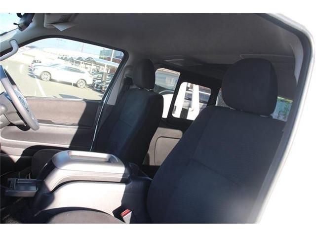 TOYOTA HIACE VAN 2WD 2022 Image 31