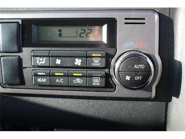 TOYOTA HIACE VAN 2WD 2022 Image 31