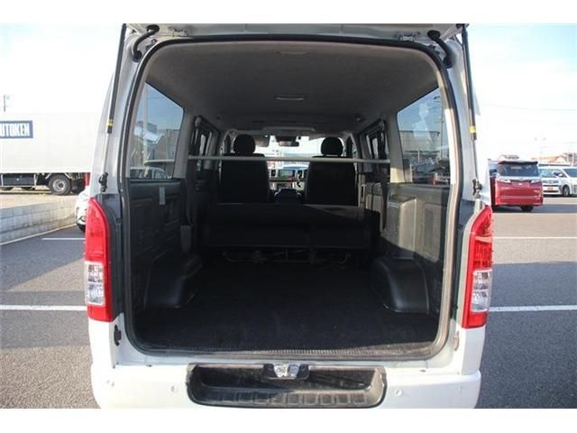 TOYOTA HIACE VAN 2WD 2022 Image 31