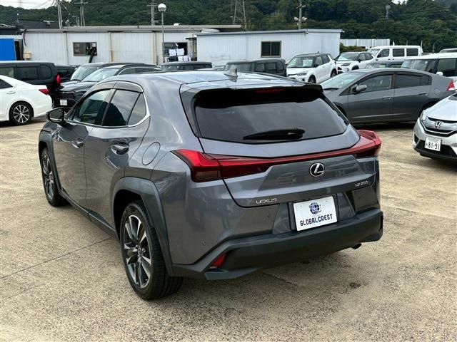 TOYOTA LEXUS UX200 2018 Image 31