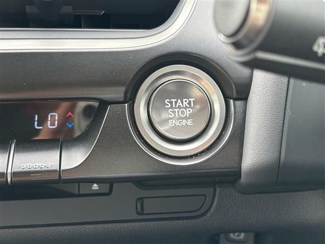 TOYOTA LEXUS UX200 2018 Image 31