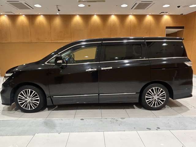 NISSAN ELGRAND 2014 Image 31