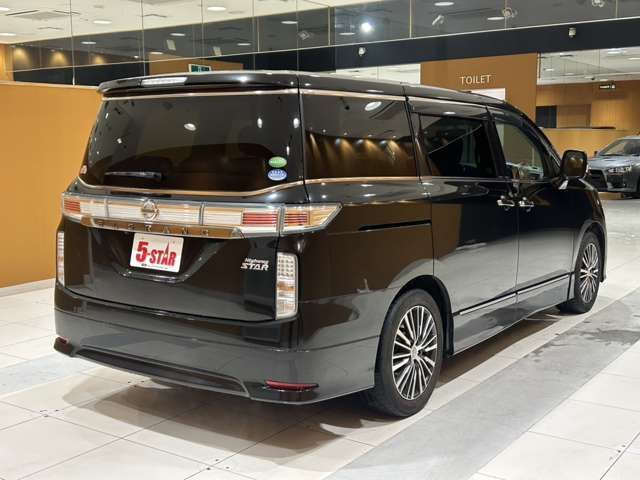 NISSAN ELGRAND 2014 Image 31