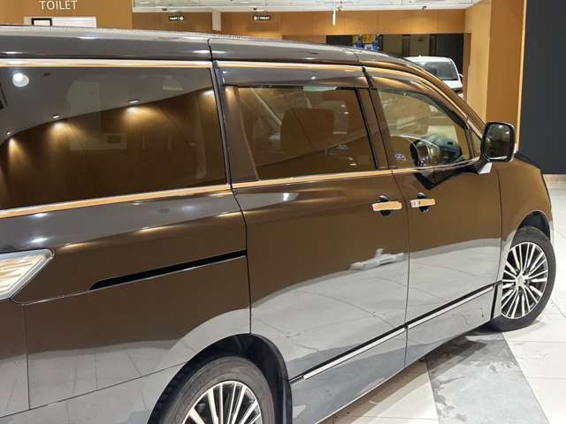 NISSAN ELGRAND 2014 Image 31