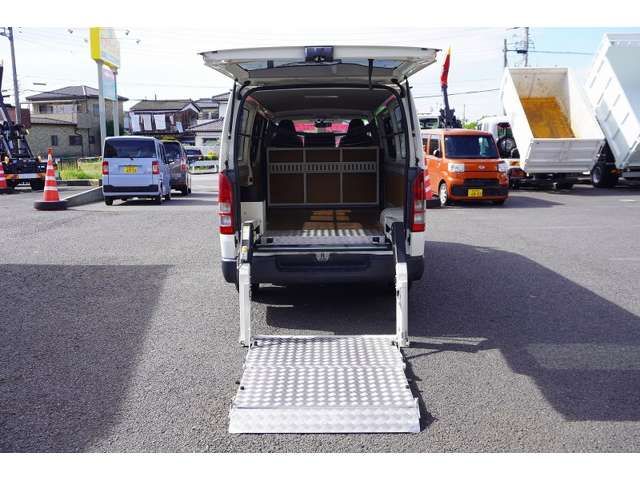 TOYOTA HIACE VAN 1.25T 2WD 2016 Image 31