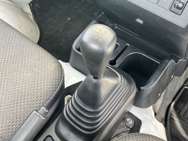 DAIHATSU HIJET TRUCK 4WD 2018 Image 31