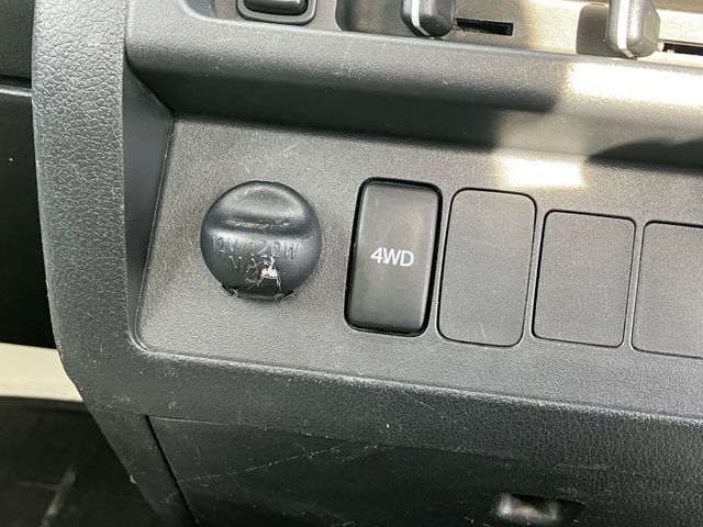 DAIHATSU HIJET TRUCK 4WD 2018 Image 31