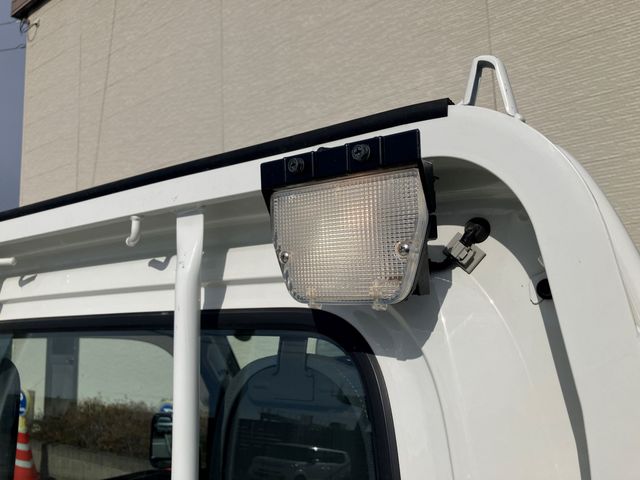 DAIHATSU HIJET TRUCK 4WD 2018 Image 31