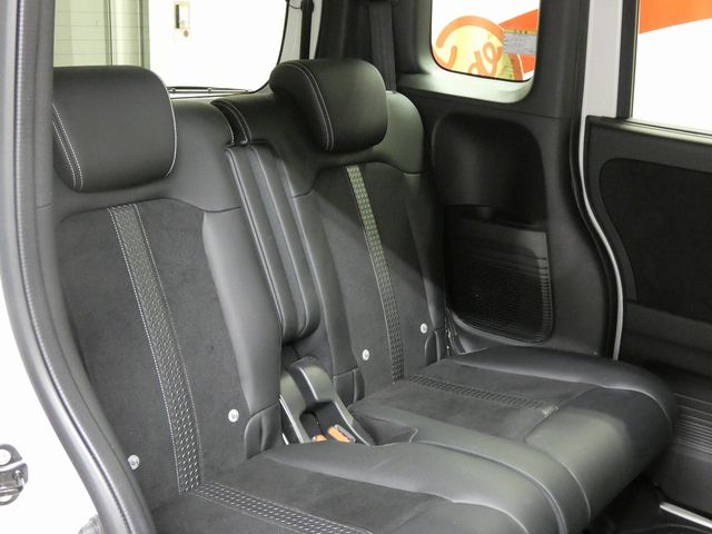 HONDA N BOX CUSTOM 4WD 2023 Image 31