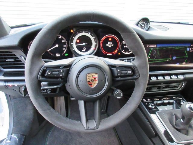 PORSCHE 911 2023 Image 31