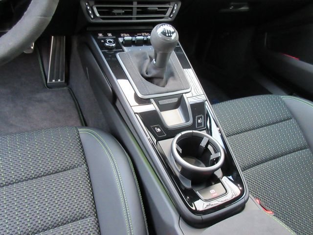 PORSCHE 911 2023 Image 31