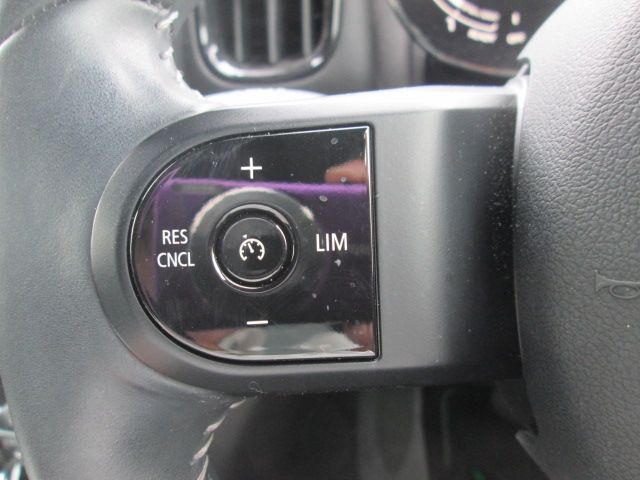 BMW MINI COOPER D CROSSO 2022 Image 31