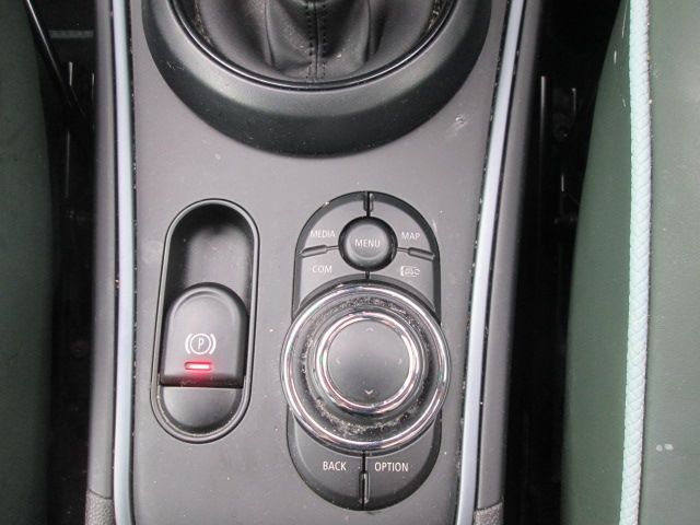 BMW MINI COOPER D CROSSO 2022 Image 31