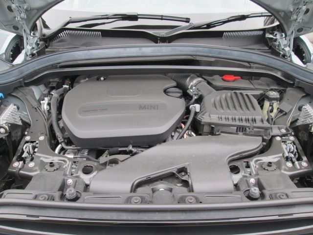 BMW MINI COOPER D CROSSO 2022 Image 31