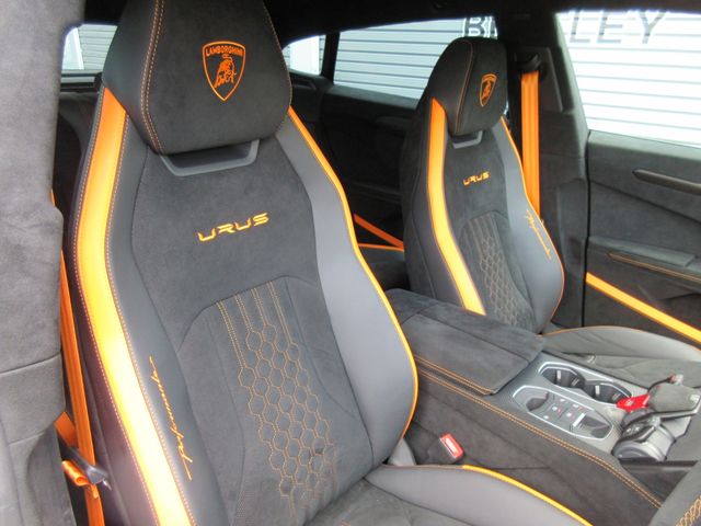LAMBORGHINI URUS 2023 Image 31