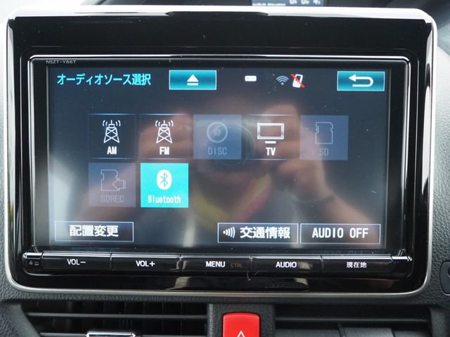 TOYOTA NOAH 2018 Image 31