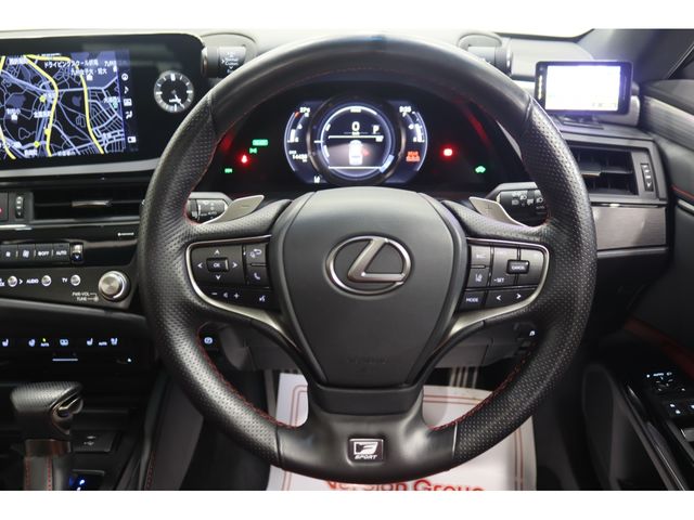 TOYOTA LEXUS ES300H 2021 Image 31