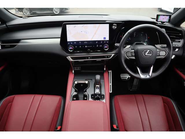 TOYOTA LEXUS RX500H 2023 Image 31