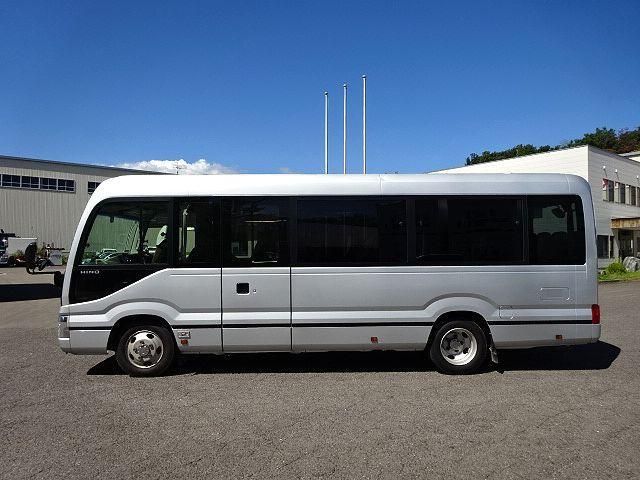 HINO LIESSE 2019 Image 31