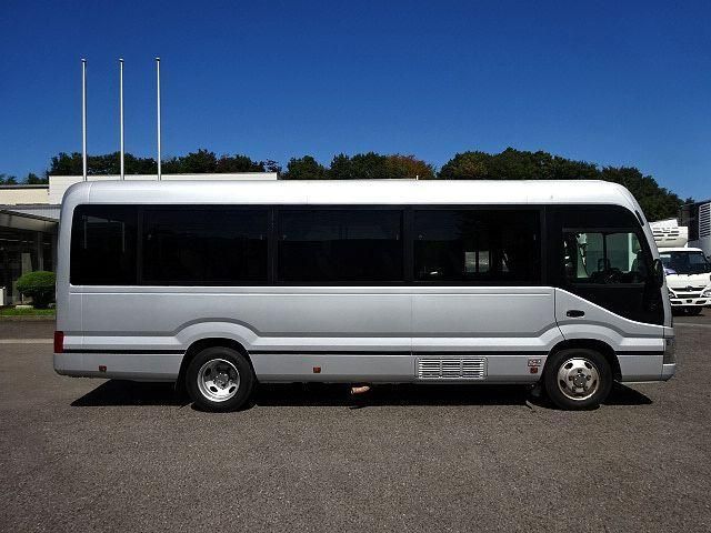 HINO LIESSE 2019 Image 31