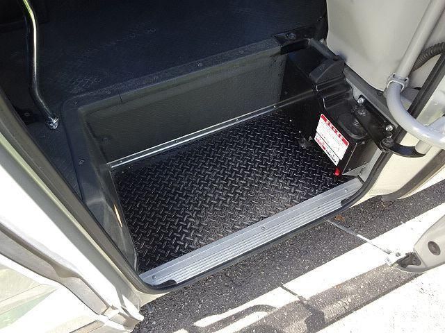 HINO LIESSE 2019 Image 31