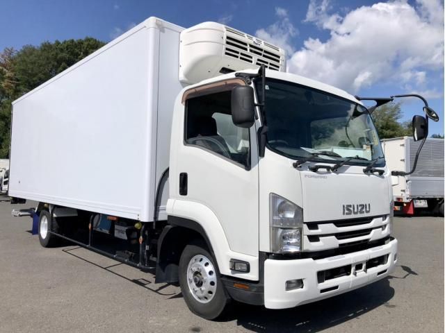 ISUZU FORWARD 2015 Image 31