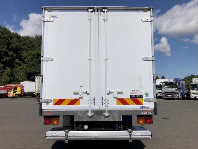 ISUZU FORWARD 2015 Image 31