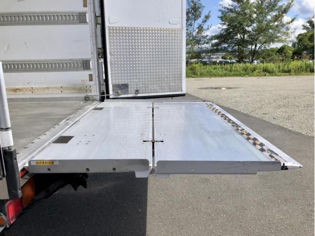 ISUZU FORWARD 2015 Image 31