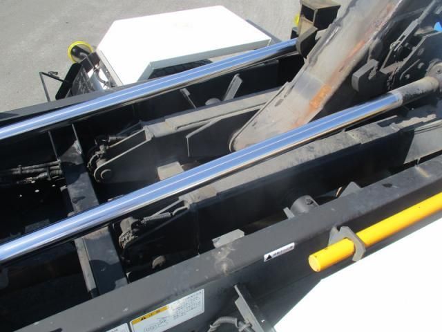 MITSUBISHI CANTER 2017 Image 31